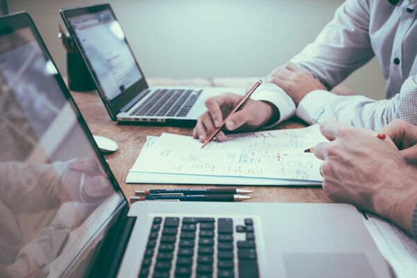 Types of work permits in Canada: open, employer-specific, PGWP and more